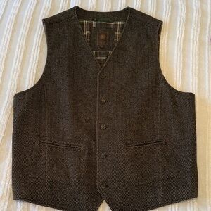 The Territory Ahead Herringbone Vest - Black and Brown